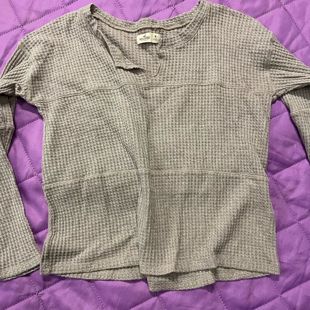 Hollister waffle shirt. Size medium